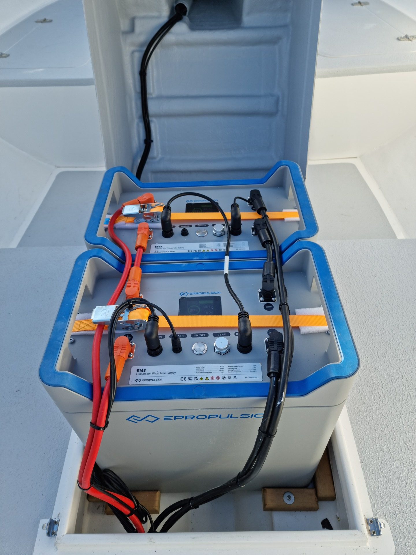 E163 Battery - Image 2